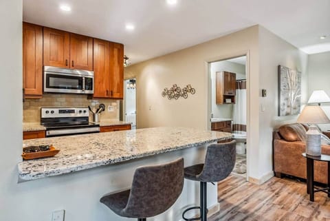 5773f787 40d1 40e8 9e78 86c61e479058