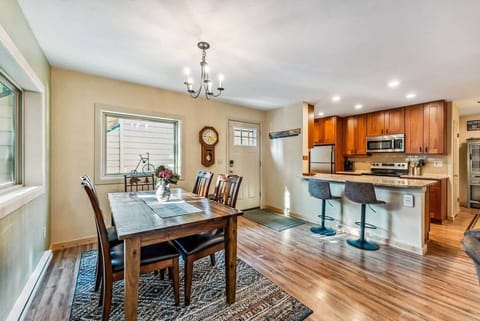 6f4fcecb f0db 440a b648 f9a1431a4c62