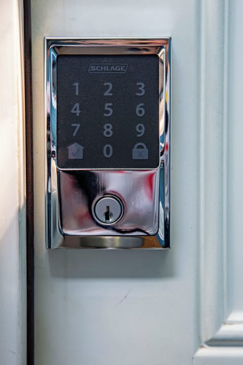 Keypad lock