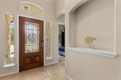 Welcome to your home away from home. The front entry way is a warm, well lit greeting space that invites you into a relaxing experience. 