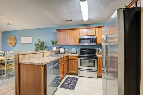 Kitchen - Great for a little taste of home cooking