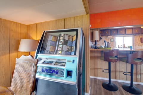 Jukebox | Pac-Man Arcade Games