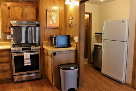 Kitchen additional view