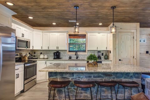 Summit View's fully-equipped kitchen