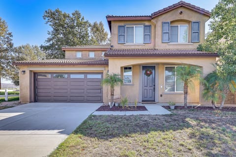 Menifee Vacation Rental | 4BR | 2.5BA | Small Step to Enter | 2,184 Sq Ft
