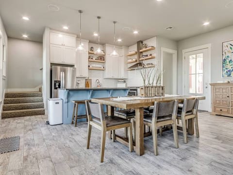 Dining area with seating for six