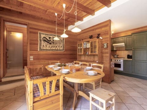 Furniture, Interior Design, Flooring, Wood, Ceiling, Floor, Kitchen & Dining Room Table, Dining Room, Light Fixture, Table