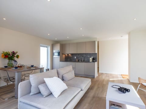 Furniture, Interior Design, Flooring, Floor, Wall, Couch, Wood, Ceiling, Room, Living Room