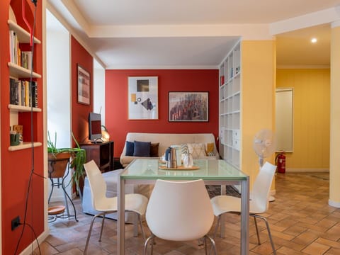 Furniture, Interior Design, Wall, Flooring, Table, Floor, Chair, Wood, Ceiling, Room