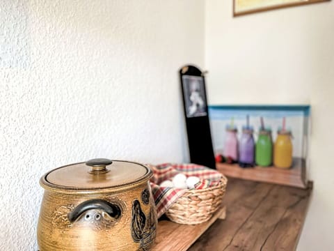 Residential Area, Urban Design, Apartment, Landscaping, Estate, Balcony, Villa, Mansion