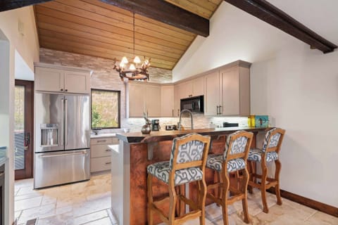 ridgepoint-192-0014_54755695950_o