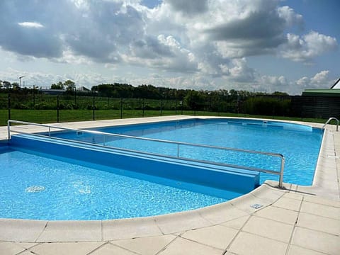 Holiday Home Swimming Pool