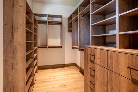 2nd Main Floor Master Walk In Closet