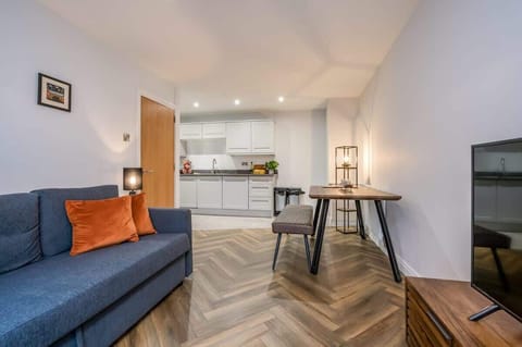 Living Room / Lounge