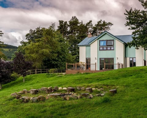 Gulabin House from bottom of front garden