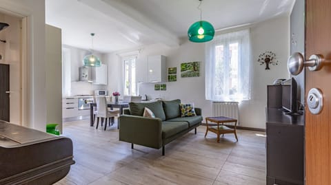 entrance with view of large and bright living area
