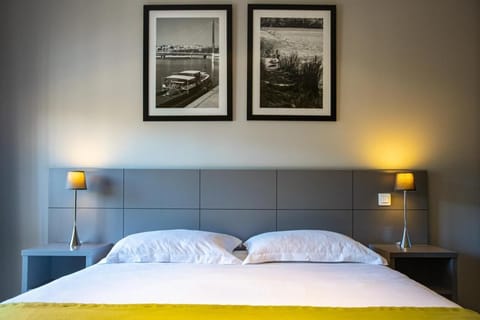 Comfortable Unit with Double bed