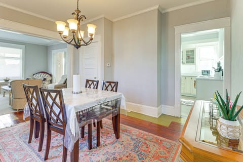 Dining Area | 1st Floor