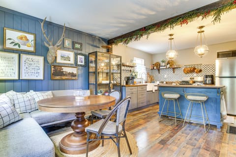 Kitchen | Keurig K-Duo | Blender | Toaster | Air Fryer | Spices