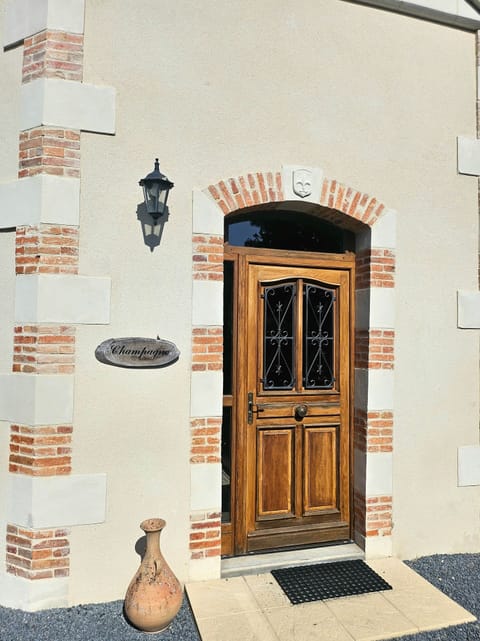 Entrance to the Champagne Gîte