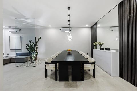 Villa Luwa ’s dining room is where memories are made—a lively space to gather with friends, share delicious meals, and toast to good times, all surrounded by the charm of Bali. Here’s to unforgettable moments! #Villa Luwa