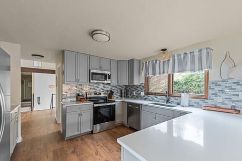 The newly remodeled kitchen is perfect for cooking up a meal for your group! Our kitchen is fully stocked so you`ll have everything you need for your stay.