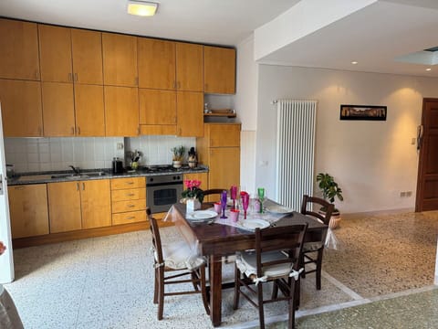 Furniture, Flooring, Interior Design, Floor, Wood, Kitchen, Kitchen & Dining Room Table, Room, Ceiling, Chair