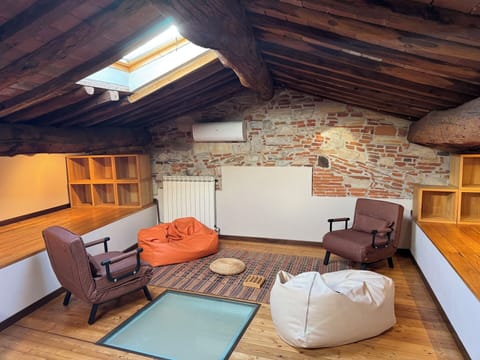 Furniture, Interior Design, Flooring, Floor, Wall, Wood, Ceiling, Room, Lighting, Wood Flooring