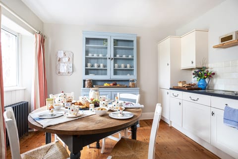 Bluebell Cottage, Underley Estate, Kirkby Lonsdale - Kitchen