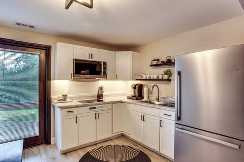 Kitchen | Stovetop | Keurig