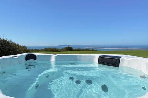 Hot tub with panoramic views