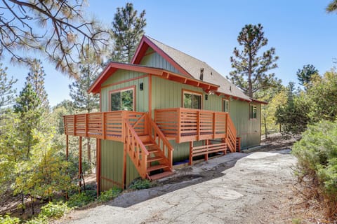 Lake Arrowhead Vacation Rental | 3BR | 2BA | 1,600 Sq Ft | 6 Steps Required