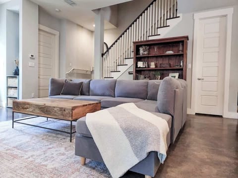 Room to layout and relax.