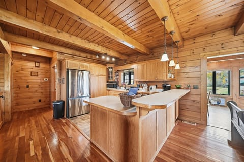 Indoors, Hardwood, Stained Wood, Appliance, Microwave