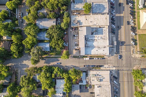 Located just one street off of the Iconic south congress ave! 