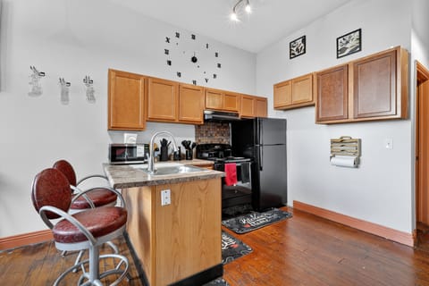 Indoors, Floor, Flooring, Hardwood, Kitchen