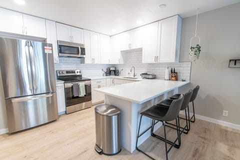 Fully Renovated Kitchen