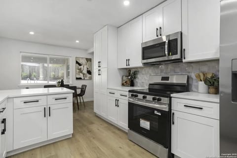 🔪 Food Prep Kichen Counter