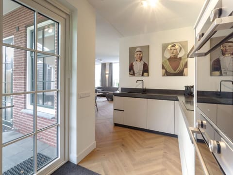 Flooring, Interior Design, Floor, Ceiling, Home, Apartment, Door, Wood Flooring, Room, Cabinetry