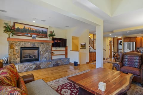 Furniture, Indoors, Living Room, Floor, Flooring