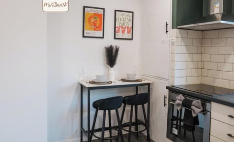 Kitchen at MyStayUK Short Lets & Serviced Accommodation