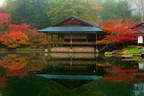 Surroundings [summer] (1-5 km)