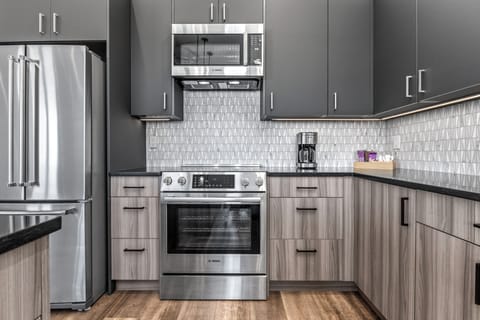 Kitchen Stove | Microwave | Refridgerator