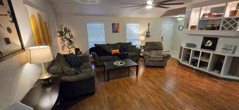 Large and cozy living room!