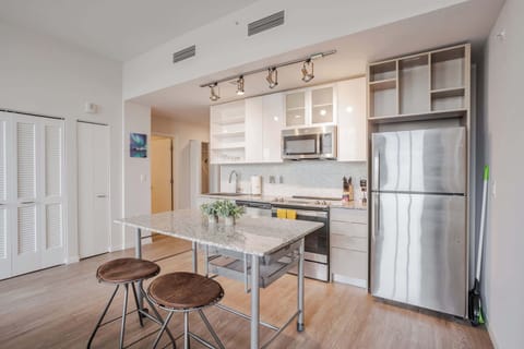 Unit 1: Fully equipped kitchen