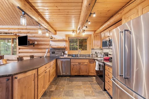 Kitchen (main floor): Drip coffee maker, Keurig, Crockpot, blender, kettle, cooking utensils, tableware