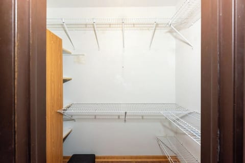[Clothing Storage]