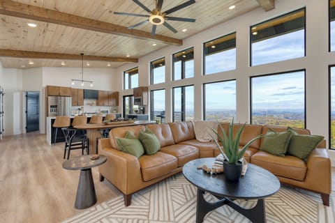 Large windows bring the mountain views inside.