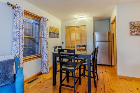 Downstairs table for games or dining!