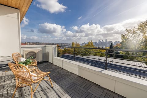 Where indoor comfort meets outdoor serenity